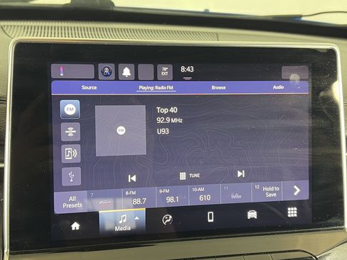 Used 2022 Jeep Compass Latitude w/ Mopar Graphics Package AWD/4WD image 18