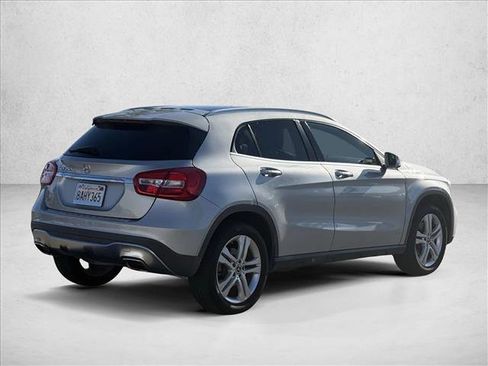 Used 2018 Mercedes-Benz GLA 250 image 5