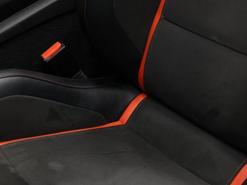 Used 2018 Mercedes-Benz AMG GT C image 20