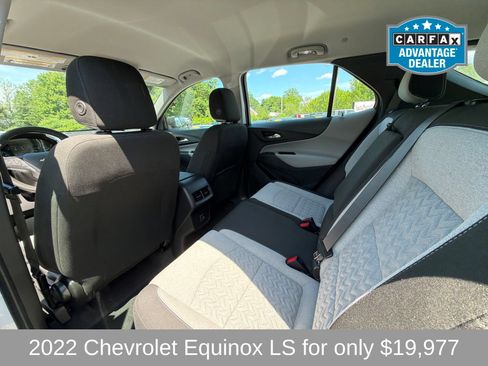 Used 2022 Chevrolet Equinox LS AWD/4WD image 12