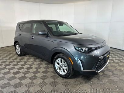 Used 2023 Kia Soul LX w/ LX Technology Package