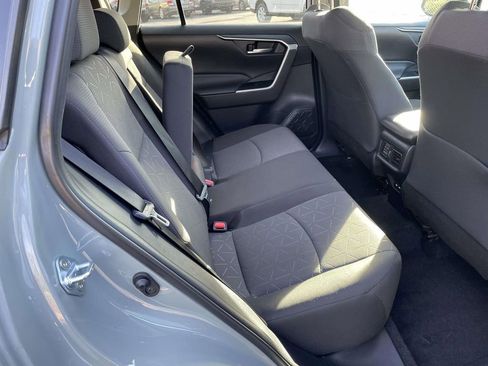 Used 2021 Toyota RAV4 XLE image 45