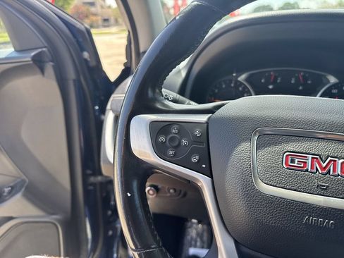 Used 2022 GMC Terrain SLT AWD/4WD image 17