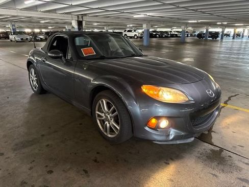 Used 2014 MAZDA MX-5 Miata Sport RWD image 2