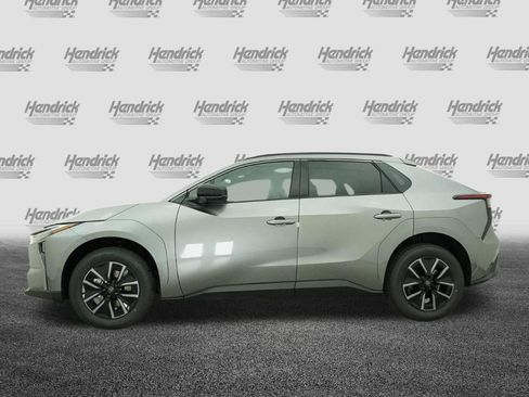 Used 2026 Toyota bZ FWD image 20
