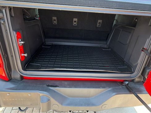 Used 2023 Ford Bronco Wildtrak AWD/4WD image 13
