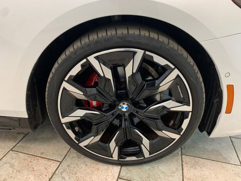 Used 2024 BMW 530i xDrive w/ M Sport Package AWD/4WD image 9