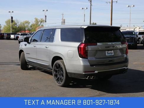 New 2026 GMC Yukon XL Denali w/ Denali Reserve Package AWD/4WD image 4