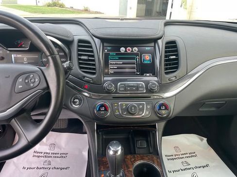 Used 2014 Chevrolet Impala LTZ FWD image 19