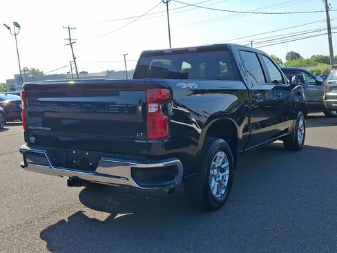 Used 2023 Chevrolet Silverado 1500 LT AWD/4WD image 4