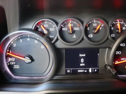 Certified 2023 Chevrolet Silverado 1500 Custom RWD image 10