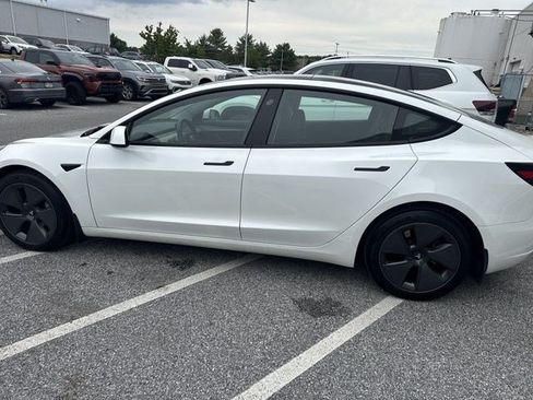 Used 2023 Tesla Model 3 Standard Range RWD image 4