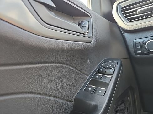 Used 2024 Ford Escape Active AWD/4WD image 19