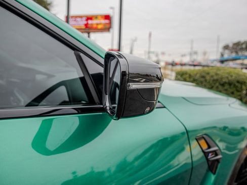 Used 2024 BMW M4 xDrive Competition w/ Executive Package image 26