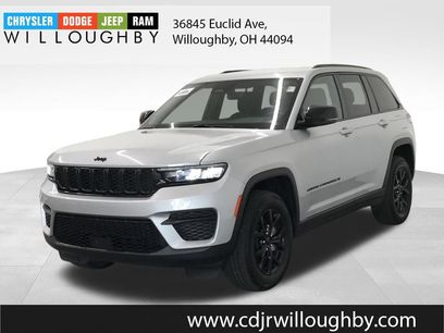 Used 2024 Jeep Grand Cherokee Altitude