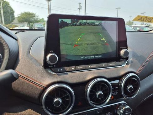Certified 2024 Nissan Sentra SR FWD image 10