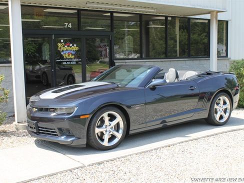 Used 2014 Chevrolet Camaro SS w/ RS Package RWD image 2