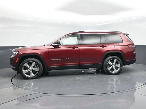 Used 2022 Jeep Grand Cherokee L Limited AWD/4WD image 5