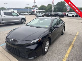 Used 2025 Toyota Camry LE w/ Convenience Package FWD video 1