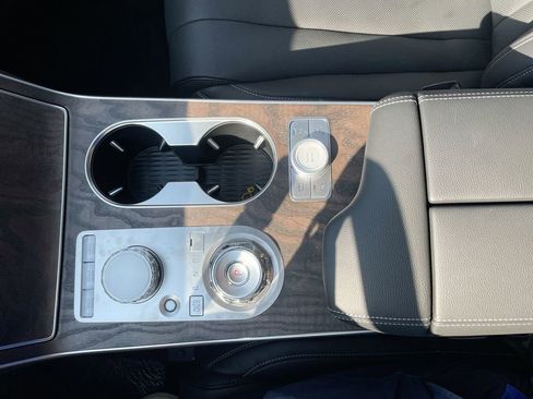 Used 2025 Genesis GV80 2.5T Advanced image 48