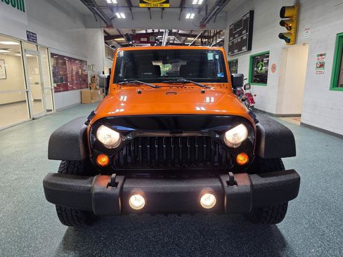 Used 2011 Jeep Wrangler Sport AWD/4WD image 3