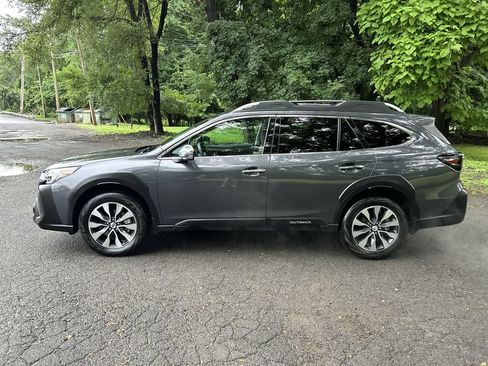 Certified 2024 Subaru Outback Touring XT AWD/4WD image 5