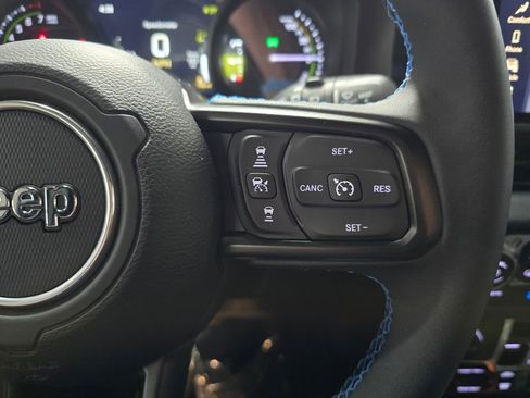 Used 2024 Jeep Wrangler Unlimited Rubicon 4xe w/ Convenience Group image 25