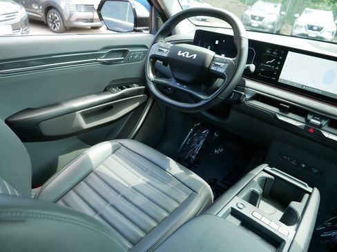 Certified 2024 Kia EV9 Land AWD/4WD image 9
