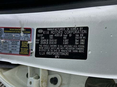 Used 2018 Kia Soul + FWD image 12
