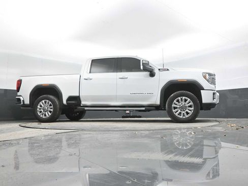 Used 2023 GMC Sierra 2500 Denali w/ Denali Ultimate Package image 32