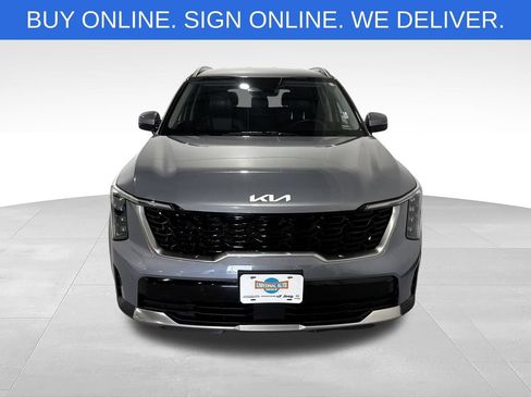 Used 2024 Kia Sorento S FWD image 11