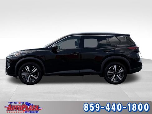 Used 2024 Nissan Rogue SL AWD/4WD image 12