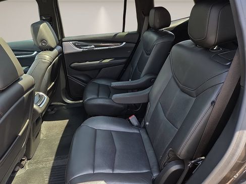 Used 2020 Cadillac XT6 Sport AWD/4WD image 12