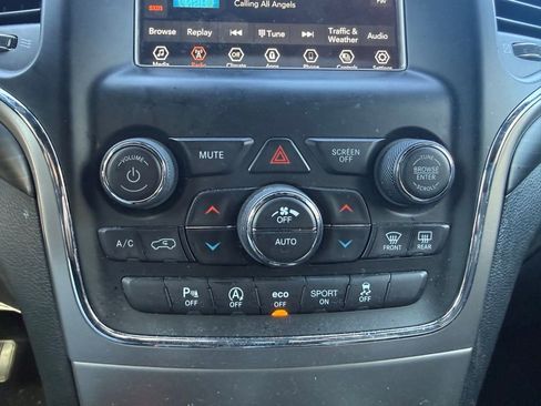 Used 2021 Jeep Grand Cherokee Laredo AWD/4WD image 9