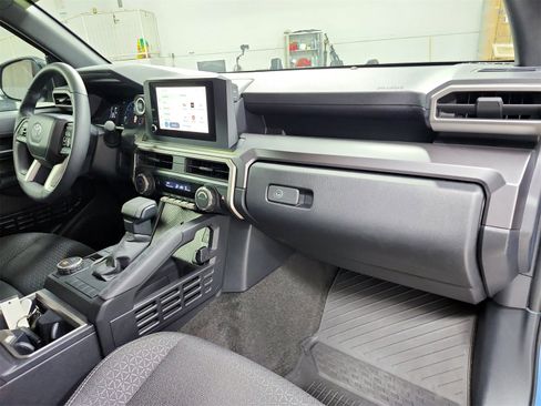 Used 2025 Toyota 4Runner SR5 image 39