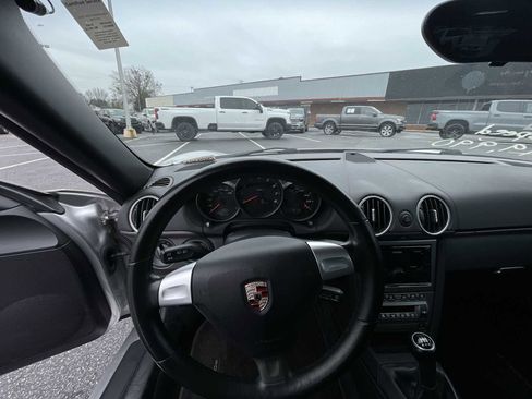 Used 2007 Porsche Cayman image 10