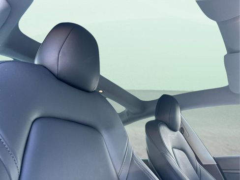 Used 2020 Tesla Model 3 image 15