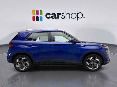 Used 2024 Hyundai Venue Limited FWD image 6