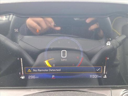 Used 2024 Chevrolet Trax ACTIV image 11