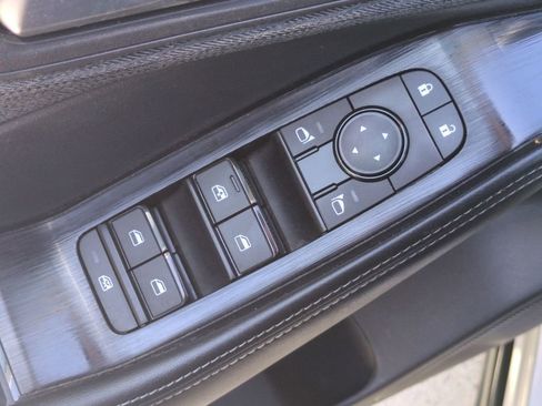 Used 2023 Nissan Rogue SV AWD/4WD image 14