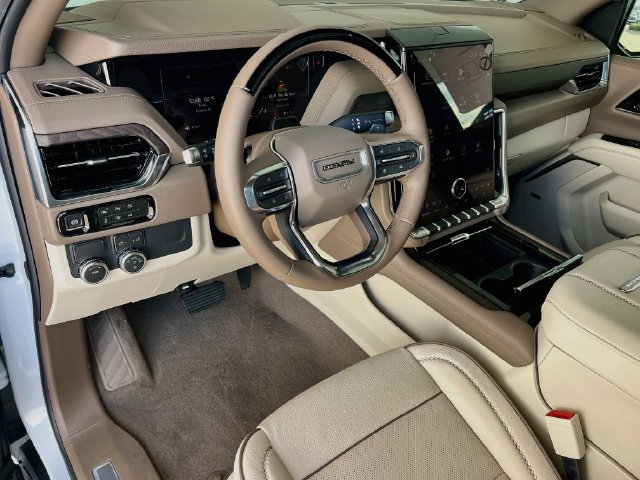 New 2027 GMC Yukon Denali w/ Sun & Power Step Package RWD image 6