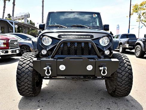 Used 2016 Jeep Wrangler Unlimited Sport w/ Quick Order Package 24S AWD/4WD image 2