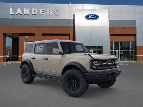 New 2026 Ford Bronco Outer Banks AWD/4WD image 7