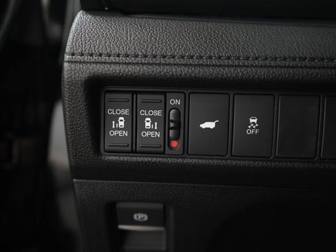 Used 2026 Honda Odyssey EX-L image 31