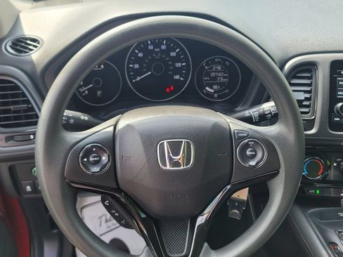 Used 2018 Honda HR-V LX image 20