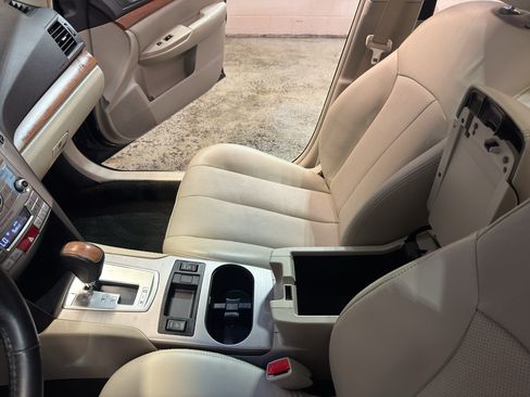 Used 2014 Subaru Outback 3.6R Limited AWD/4WD image 20