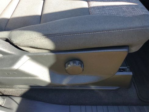 Used 2023 Ford F150 XLT image 34