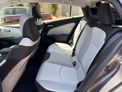 Used 2016 Toyota Prius Two FWD image 29