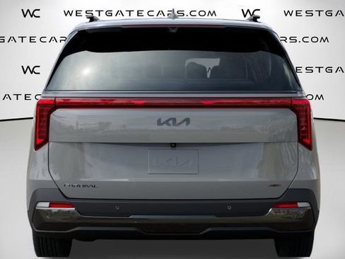 New 2026 Kia Carnival SX Prestige FWD image 18