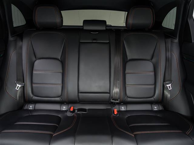 Used 2018 Jaguar F-PACE Prestige AWD/4WD image 17